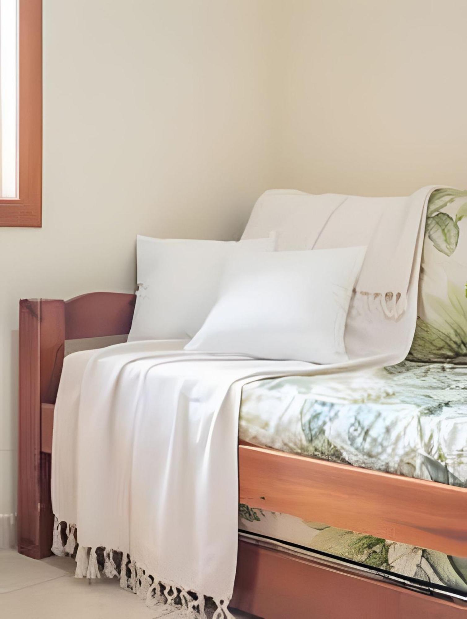 Em Frente A Praia De Taperapuan; Piscina; 1 Quarto; Wifi 300 Mbs; Estacionamento Gratuito 1 Veiculo Porto Seguro Exterior foto