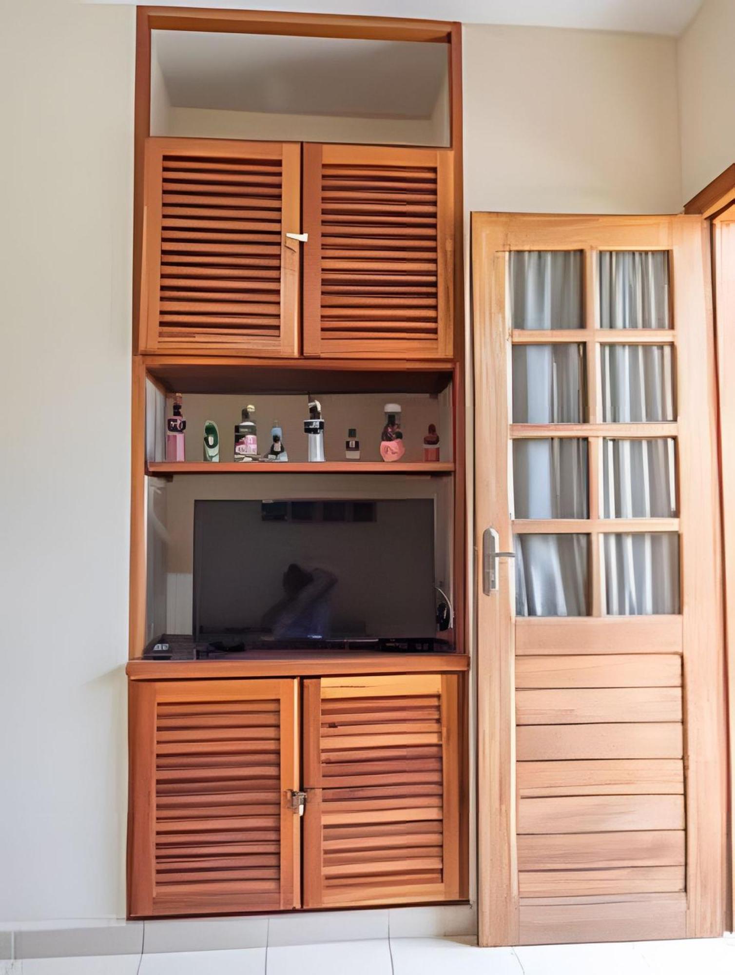 Em Frente A Praia De Taperapuan; Piscina; 1 Quarto; Wifi 300 Mbs; Estacionamento Gratuito 1 Veiculo Porto Seguro Exterior foto